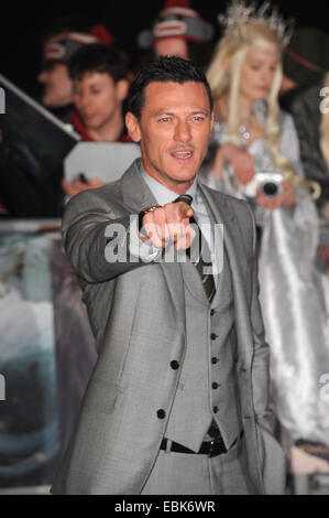 Londra, Regno Unito. 1a gen, 2015. Luke Evans assiste il Regno Unito premiere di 'The Hobbit: Battaglia dei cinque eserciti' presso Empire Leciester Square. Credito: Ferdaus Shamim/ZUMA filo/Alamy Live News Foto Stock