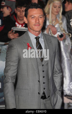 Londra, Regno Unito. 1a gen, 2015. Luke Evans assiste il Regno Unito premiere di 'The Hobbit: Battaglia dei cinque eserciti' presso Empire Leciester Square. Credito: Ferdaus Shamim/ZUMA filo/Alamy Live News Foto Stock