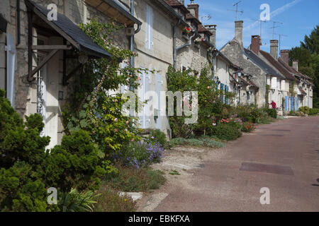 Cottage a St-Jean-aux-Bois nella foresta di Compiègne Oise Picardia Foto Stock