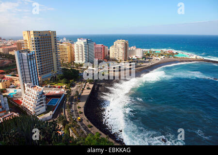 Vista da La Paz a Puerto de la Cruz e Playa Martianez, Lago Martianez in background, Isole Canarie, Tenerife, Puerto De La Cruz Foto Stock