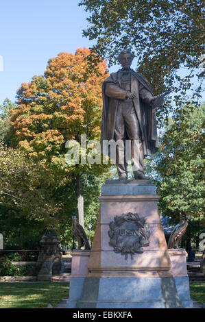 Statua di bronzo di Abraham Lincoln entro il Prospect Park di Brooklyn, New York, Stati Uniti d'America Foto Stock