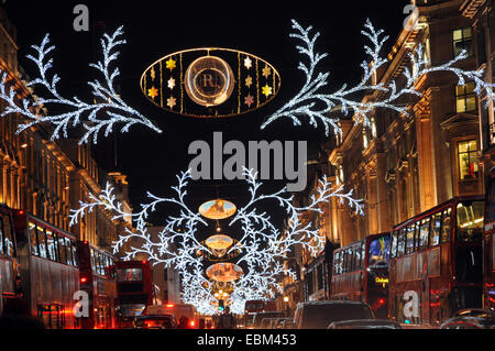 Londra, UK, 28 novembre 2014, una notte al museo a tema per Regent street lightsl Foto Stock