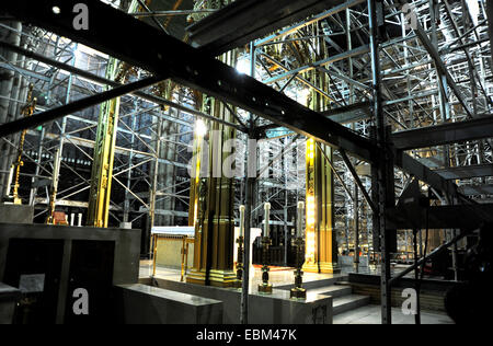 Lavori di restauro che si svolgono presso la Cattedrale di St Patrick un decorato neogotica Cattedrale in stile chiesa New York STATI UNITI D'AMERICA Foto Stock