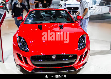 Il 2016 Jaguar F tipo al 2014 Los Angeles Auto Show Foto Stock