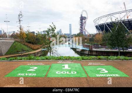 Parco olimpico di Stratford, Londra, Inghilterra - fatti raccontare quante medaglie sono state vinte dal Regno Unito nel 2012 giochi olimpici Foto Stock