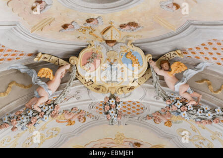 Dettagli sul soffitto, Chiesa Parrocchiale di Santa Caterina, Pfaffing, Wasserburger Terra, Alta Baviera, Baviera, Germania Foto Stock