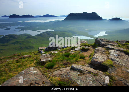 Vista su Suilven e Cul Mor, Regno Unito, Scozia, Sutherland Foto Stock