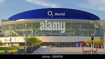 O2 World multi-uso indoor arena, Germania, Friedrichshain-Kreuzberg, Berlino Foto Stock