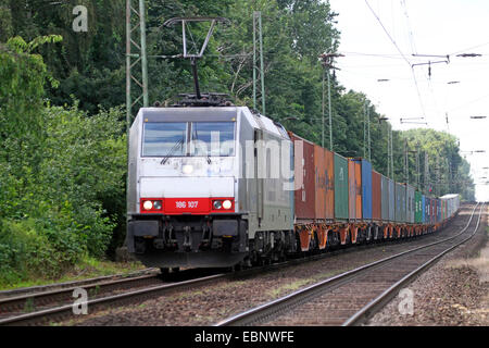 Contenitore treno del Rurtalbahn, Germania Nordrhein Westfalen, la zona della Ruhr, Oberhausen-Holten Foto Stock