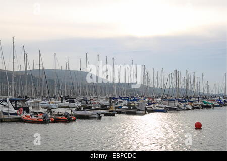 Largs Yacht Haven Marina, North Ayrshire, in Scozia, Gran Bretagna, Regno Unito, Gran Bretagna, Europa Foto Stock