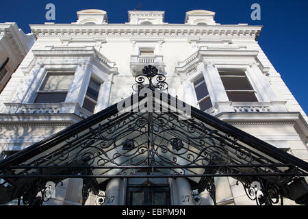 Londra novembre 17,2011:Il quartiere di Chelsea - è un affluente area nel centro di Londra,delimitata a sud dal corso del fiume Thame Foto Stock