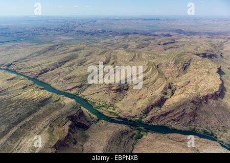 Vista aerea del man-made Ord River tra il Lago di Kununurra e una diversione diga costruita nel 1972, Kimberley, Australia Foto Stock