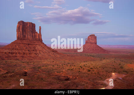 Il Monument Valley di notte, Arizona, Stati Uniti d'America, America del Nord Foto Stock