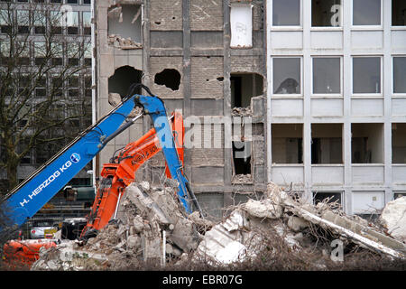 La demolizione del vecchio AEG edificio per uffici, in Germania, in Renania settentrionale-Vestfalia, la zona della Ruhr, Essen Foto Stock