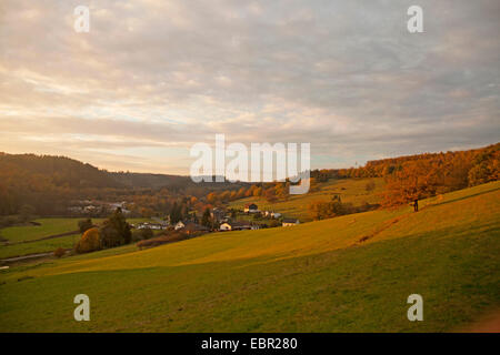 Vista sul Altenkirchen, in Germania, in Renania Palatinato, Altenkirchen, Niederfischbach Foto Stock