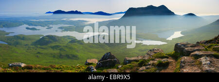 Lookout sul Suilven e Cul Mor, Regno Unito, Scozia, Sutherland Foto Stock