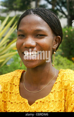 Ritratto di una giovane donna Kikuyu, Kenia Masai Mara Foto Stock