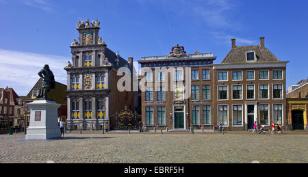 De Roode Steen square e il Museo Westfries, Paesi Bassi, Noord Holland, Hoorn Foto Stock