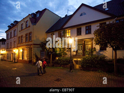 Città vecchia di Luedenscheid in serata, in Germania, in Renania settentrionale-Vestfalia, Sauerland, Luedenscheid Foto Stock