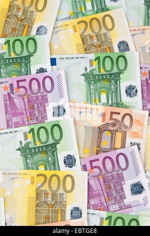 Molte le banconote in euro dell'Unione europea Foto Stock