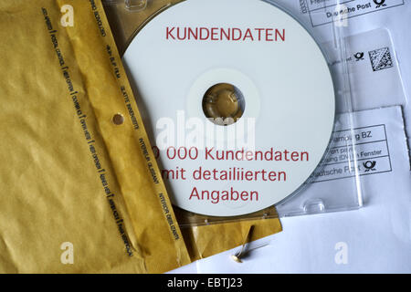 DVD con i dati dei clienti di una banca Foto Stock
