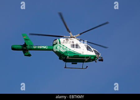 La polizia MD Helicopters MD-902 Explorer con telecamera a raggi infrarossi , Germania Foto Stock