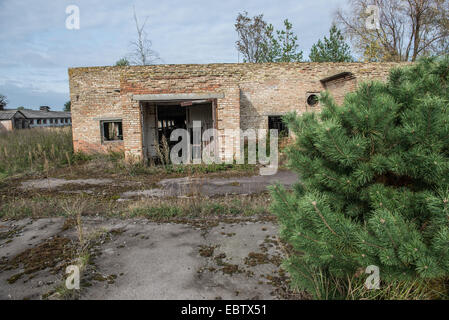 Edificio abbandonato kolkhoz nel villaggio Korohod, Chernobyl Zona di esclusione, Ucraina Foto Stock