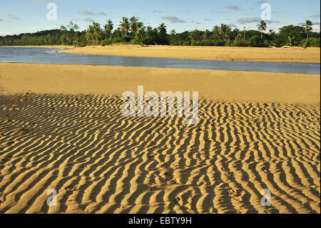 Increspature di sabbia in spiaggia, Madagascar, Ramada Foto Stock
