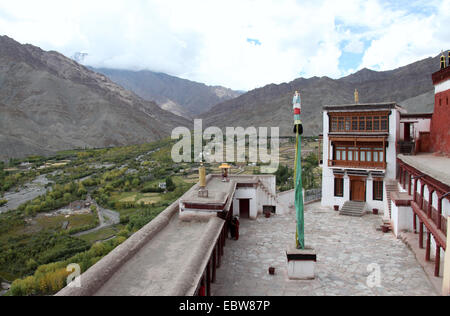 Matho monastero sulle rive meridionali del fiume Indo in Ladakh Foto Stock