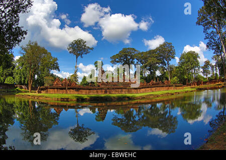 Il Banteay Srey, tempio Khmer di Angkor, Siem Reap, Cambogia. Foto Stock