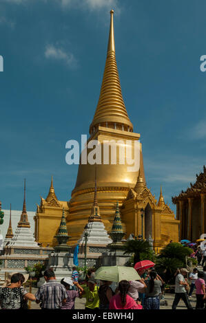 Phra Siratana Chedi, il Grand Palace, Bangkok, Thailandia Foto Stock