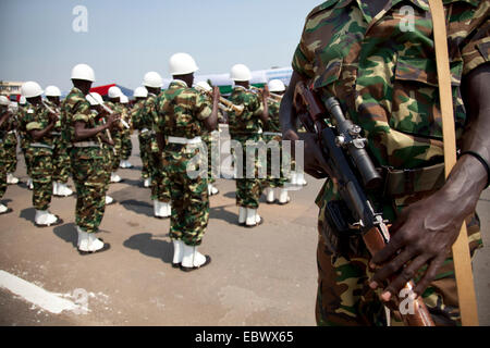 Parata militare a Giorno di Indipendenza (Juli 1), Burundi Bujumbura Marie, Bujumbura Foto Stock