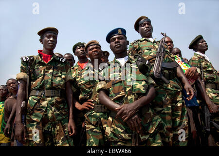 Parata militare a Giorno di Indipendenza (Juli 1), Burundi Bujumbura Marie, Bujumbura Foto Stock