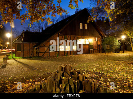 Hermann Grochtmann Museum in serata autunnale, in Germania, in Renania settentrionale-Vestfalia, la zona della Ruhr, Datteln Foto Stock