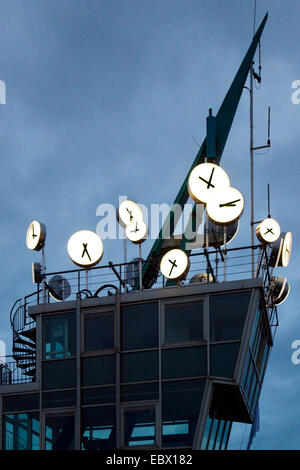 La luce della manifestazione "Ruhrlights Twilight Zone ' Regata a Torre del Lago, Baldeney Baldenysee, in Germania, in Renania settentrionale-Vestfalia, la zona della Ruhr, Essen Foto Stock