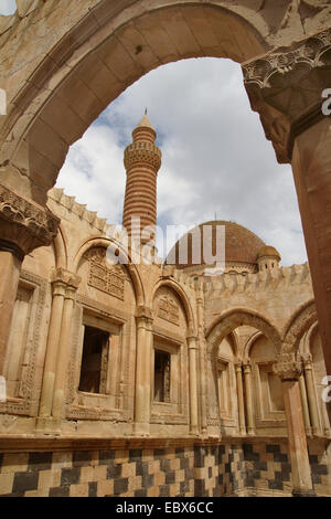 Cortile del Ishak Pasha Palace, Turchia, Anatolia Orientale, bei Dogubayazid Foto Stock