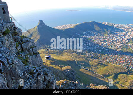 Vista dalla Montagna della Tavola su Signal Hill, Sud Africa, Città del Capo Foto Stock