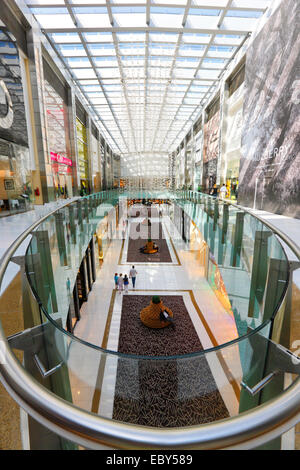 Dubai, Shopping Mall (vicino a Burj Khalifa) Foto Stock