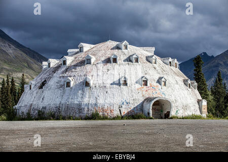 Un gigante Alaskan Igloo, Cantwell., Alaska, STATI UNITI D'AMERICA Foto Stock