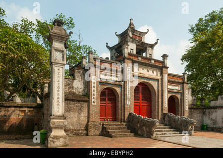Ingresso Thong Bao tempio, Co Loa, Hanoi, Vietnam Foto Stock