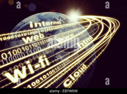 Messa a terra, continenti, fasci di luce, cifre e parole come internet, web, ecc su sfondo scuro Foto Stock