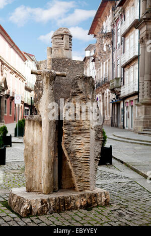 Scultura di João Cutileiro circa il re Dom Afonso Henriques Foto Stock