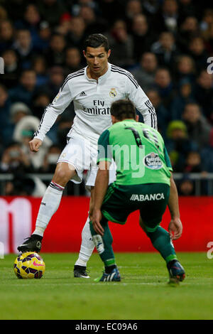 Madrid, Spagna. 06 dic 2014. La Liga calcio. Real Madrid contro Celta de Vigo. Cristiano Ronaldo dos Santos in avanti del Real Madrid . Credito: Azione Sport Plus/Alamy Live News Foto Stock