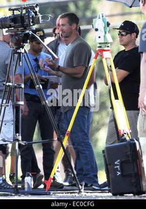 Caleb Walker fratello del compianto Paul Walker vede sul set di "Fast e Furious 7' nel centro di Los Angeles per aiutare per la rifinitura del film che sarà rilasciato il prossimo anno. Dotato di: Caleb Walker dove: Los Angeles, California Foto Stock