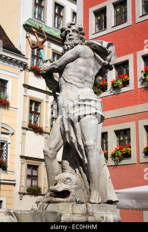 Fontana di Nettuno a Untermarkt, Goerlitz, in Sassonia, Germania, Europa Foto Stock