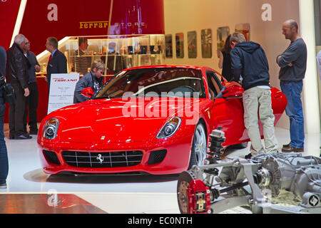 Ginevra - Marzo 8: la Ferrari 599 GTB Fiorano sulla 81st International Motor Show Palexpo-Geneva su Marzo 8; 2011 a Ginevra, Sw Foto Stock