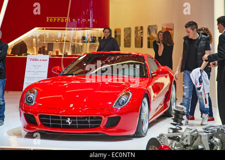 Ginevra - Marzo 8: la Ferrari 599 GTB Fiorano sulla 81st International Motor Show Palexpo-Geneva su Marzo 8; 2011 a Ginevra, Sw Foto Stock