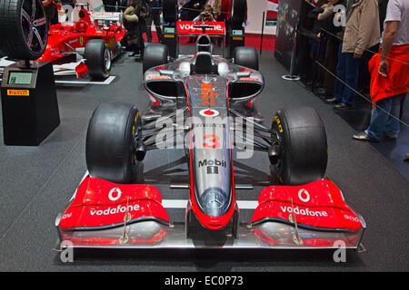 Ginevra - Marzo 8: La McLaren-Mercedes F1 sul display del 81st International Motor Show Palexpo-Geneva su Marzo 8, 2011 a gen. Foto Stock