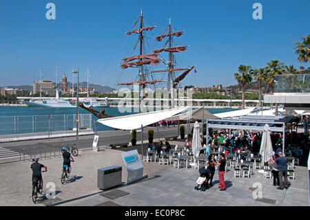 Malaga ( Nuova - Moderno ) Port Harbour Barca nave nave Foto Stock