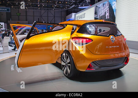 Ginevra - Marzo 8: La Renault Captur concept car sul display al 81st International Motor Show Palexpo-Geneva su Marzo 8; 2011 Foto Stock